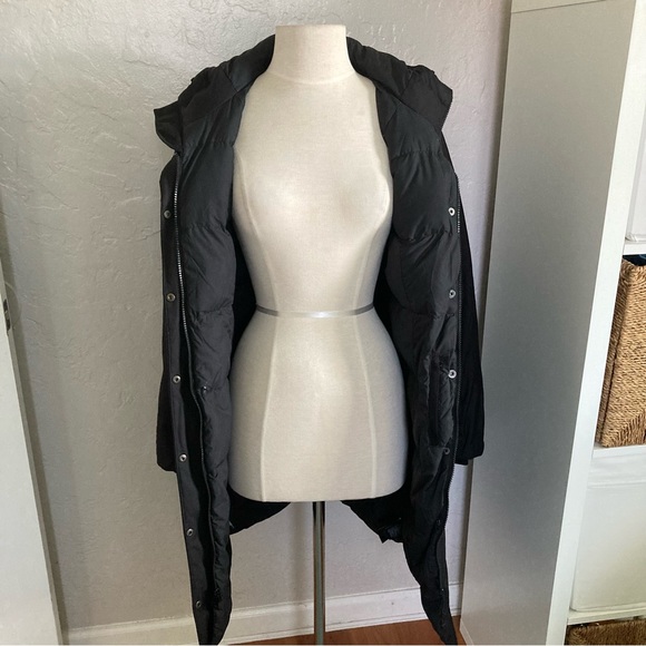 SOLD!  The North Face Women's Artic Parka Jacket TNF Black (Small) - Picture 8 of 8